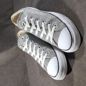Converse Chuck Taylor All Star Ox Metallic Silver Knit Lace Up Sneakers VG US 9